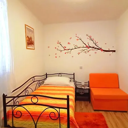 Old Town House By Guide فيلة Ičići
